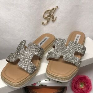HH Silver Sandals espadrille slip on by Steve Madden beautiful crystal size 9